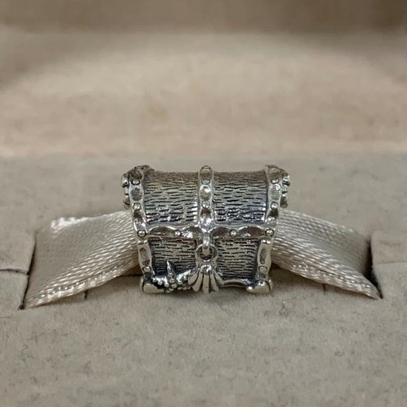 Pandora Jewelry - Pandora Chest of Treasure Charm